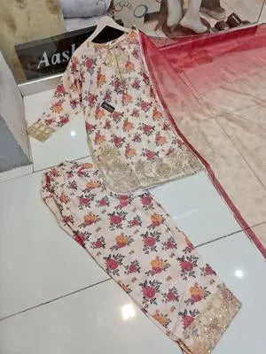 3 Pcs Women's Stitched Crinkle Chiffon Printed Suit - UrbanBaazar