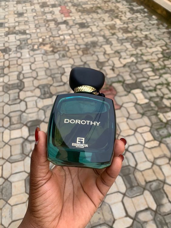 Dorothy Luxury Perfume – Long Lasting Elegant Fragrance for Men & Women - UrbanBaazar
