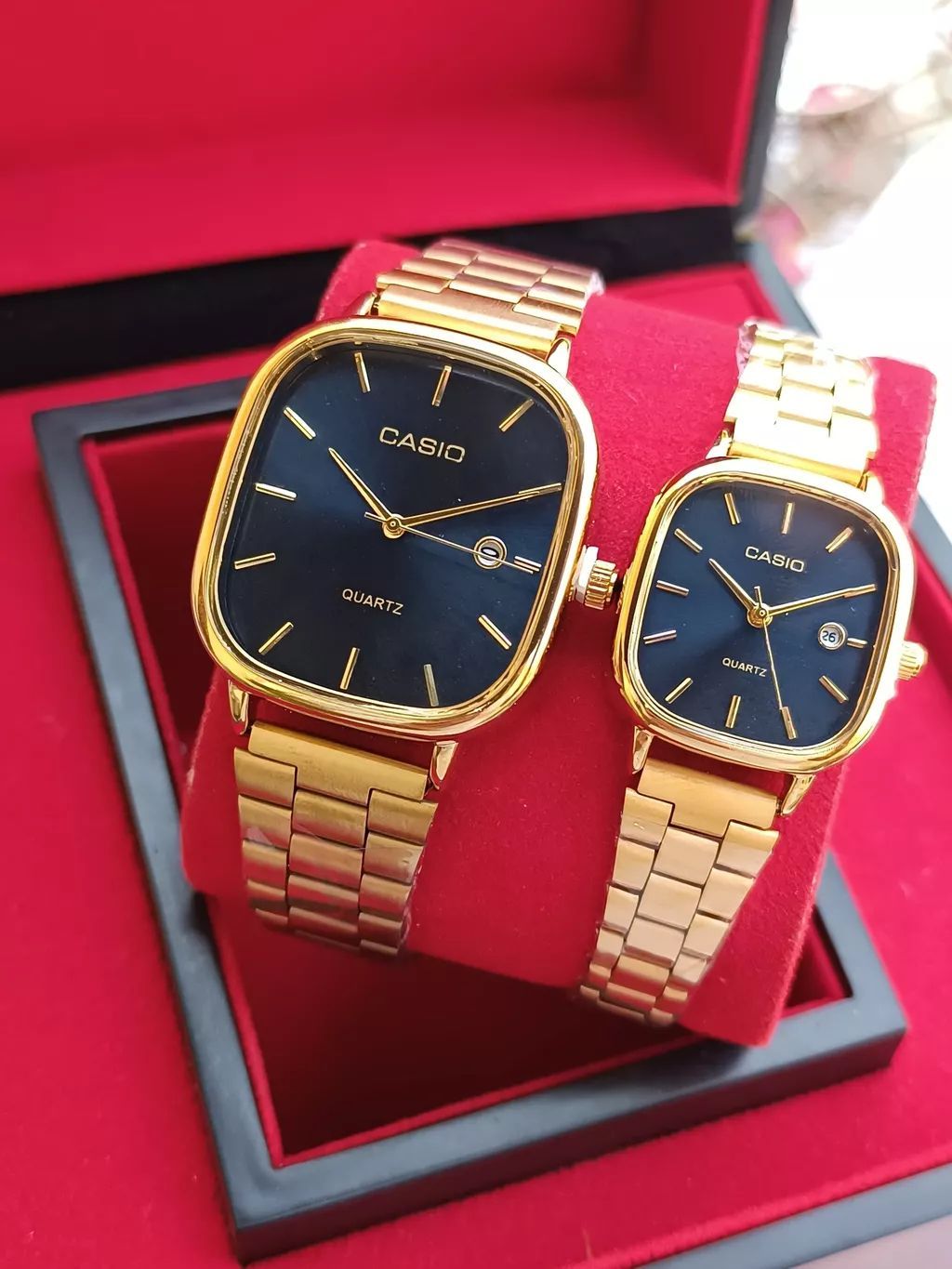 Casio Couple watch - UrbanBaazar